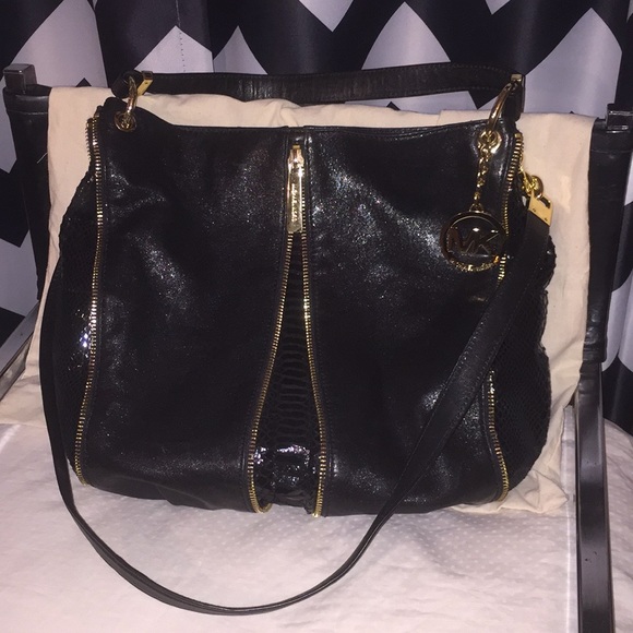 MK black shiny pattern - Picture 3 of 8